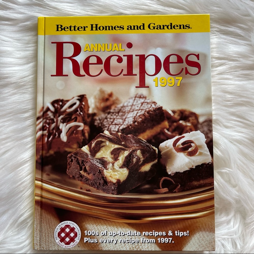 VTG Better Homes & Gardens 1997 Annual Recipes Cookbook, Hardcover